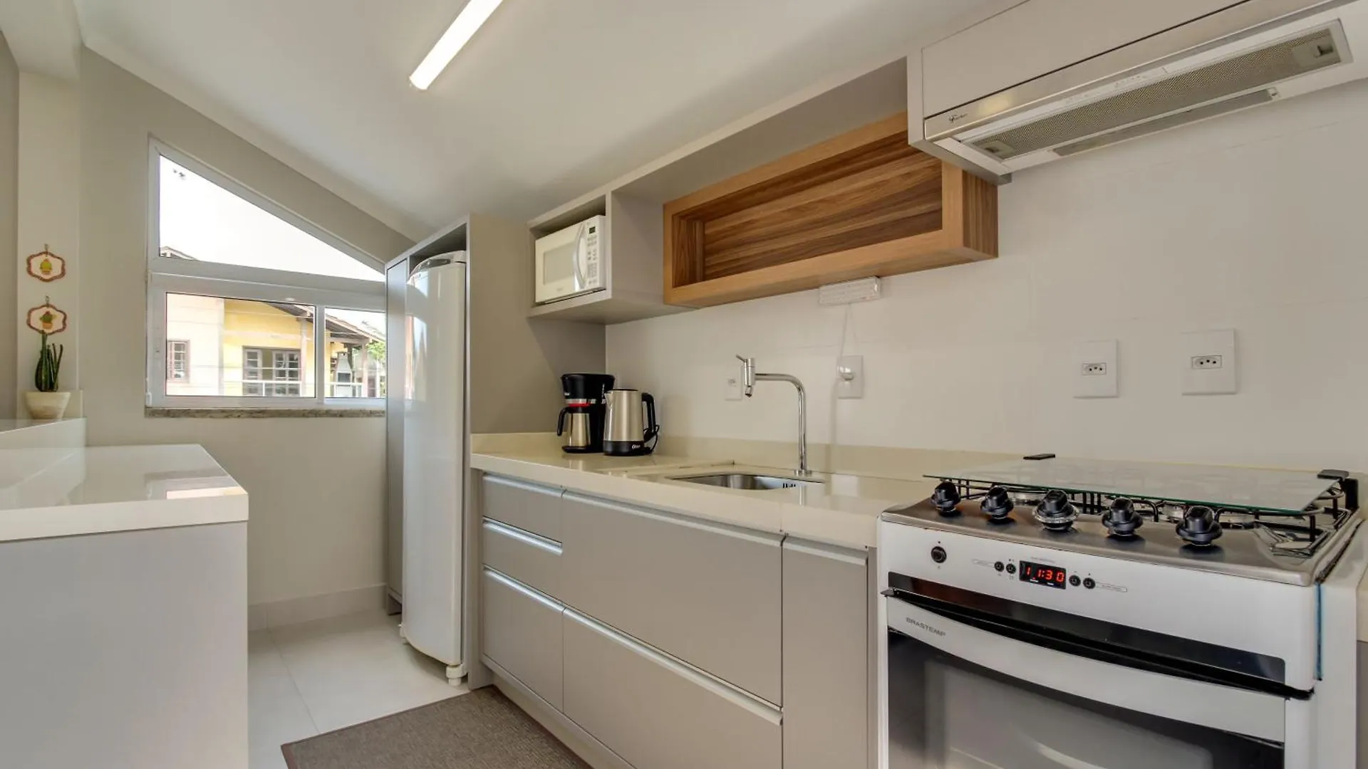 Residencial Casa Flora Daire Bombinhas