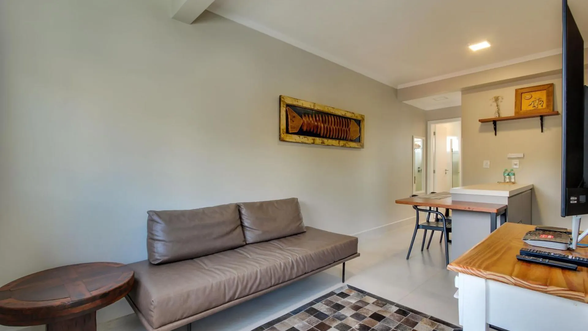 Residencial Casa Flora Daire Bombinhas